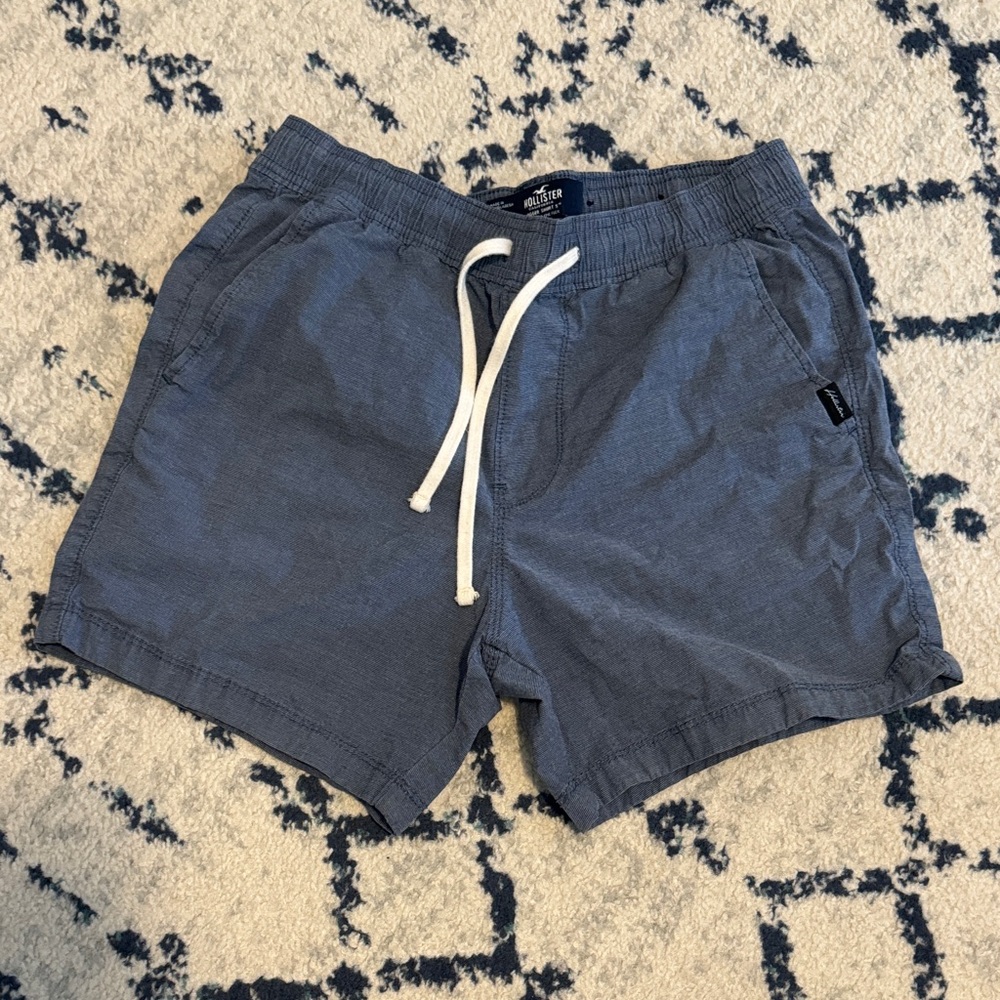 Hollister men’s Drawstring shorts Size M Summer Vacation Back to school